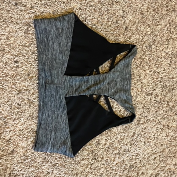 Adorable gray and black sports bra - Picture 2 of 3